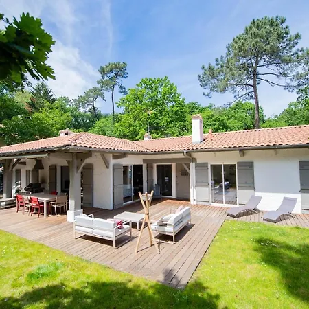 Spacieuse à Arcachon, Proche De Pereire, Jardin *