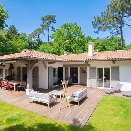 Spacieuse à Arcachon, Proche De Pereire, Jardin Villa