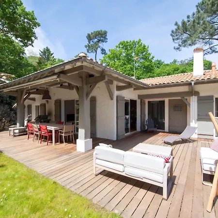 Spacieuse à Arcachon, Proche De Pereire, Jardin
