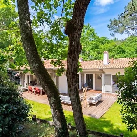 Villa Spacieuse à Arcachon, Proche De Pereire, Jardin Arcachon